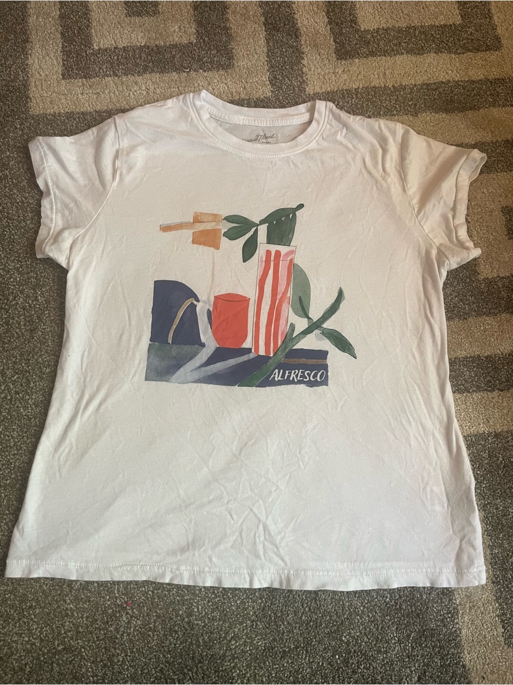 Universal Thread White Graphic Tee with Multicolor Still-Life Print